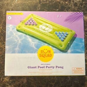 NIB Sun Squad Inflatable Giant Pool Party Pong